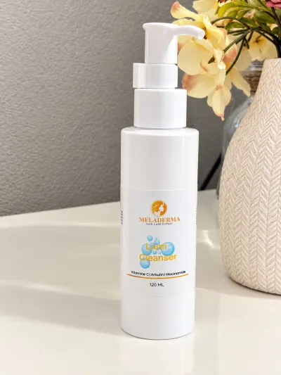 GEL ILLUMINATEUR ET ANTI TACHES